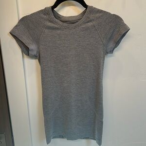 Lululemon Swiftly Tech short-sleeve shirt